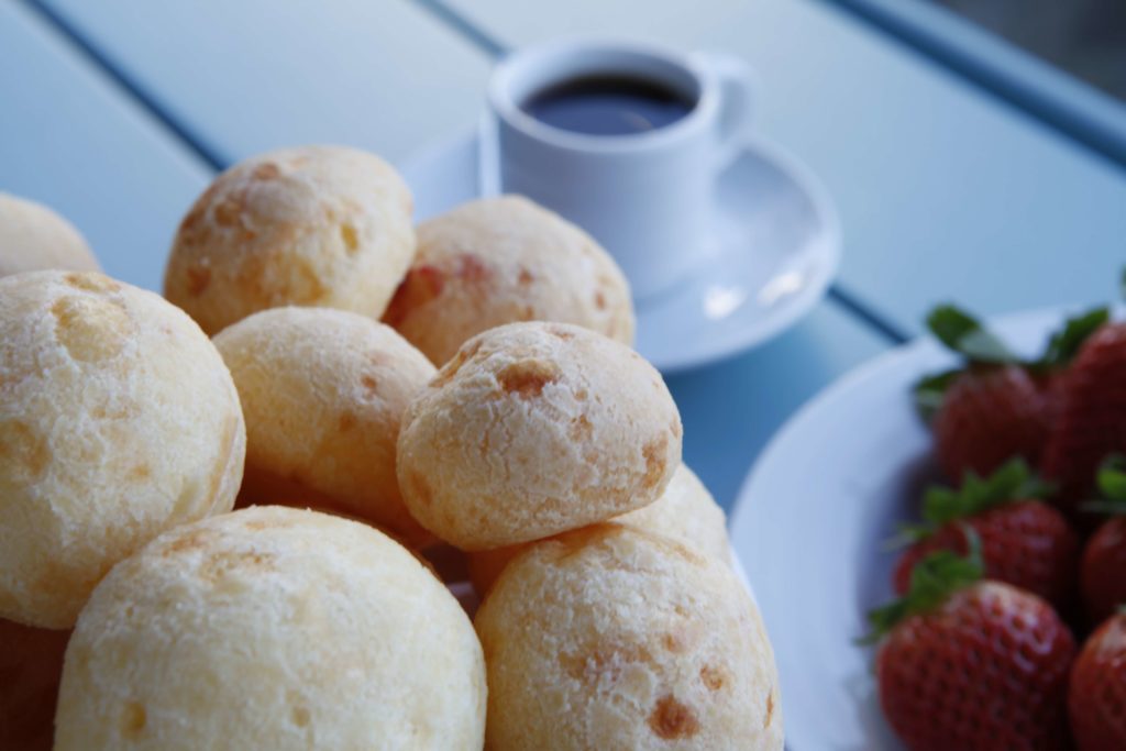 Pão de Queijo (Brazilian Cheese Bread)