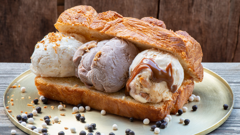 Croissant Ice Cream Bar